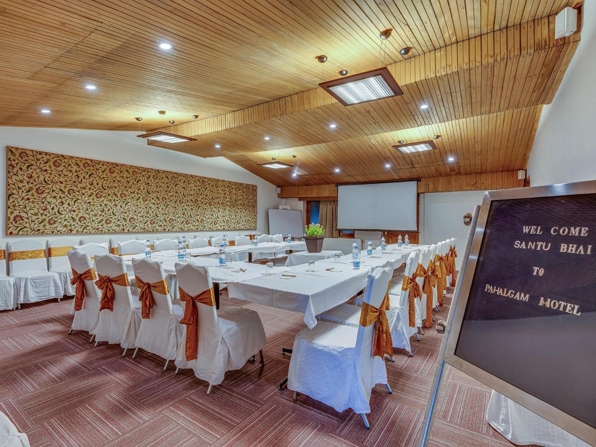 100 m2, 1 yatak odalı, 1 banyolu , Pahalgam bölgesinde Dış mekan fotoğraf