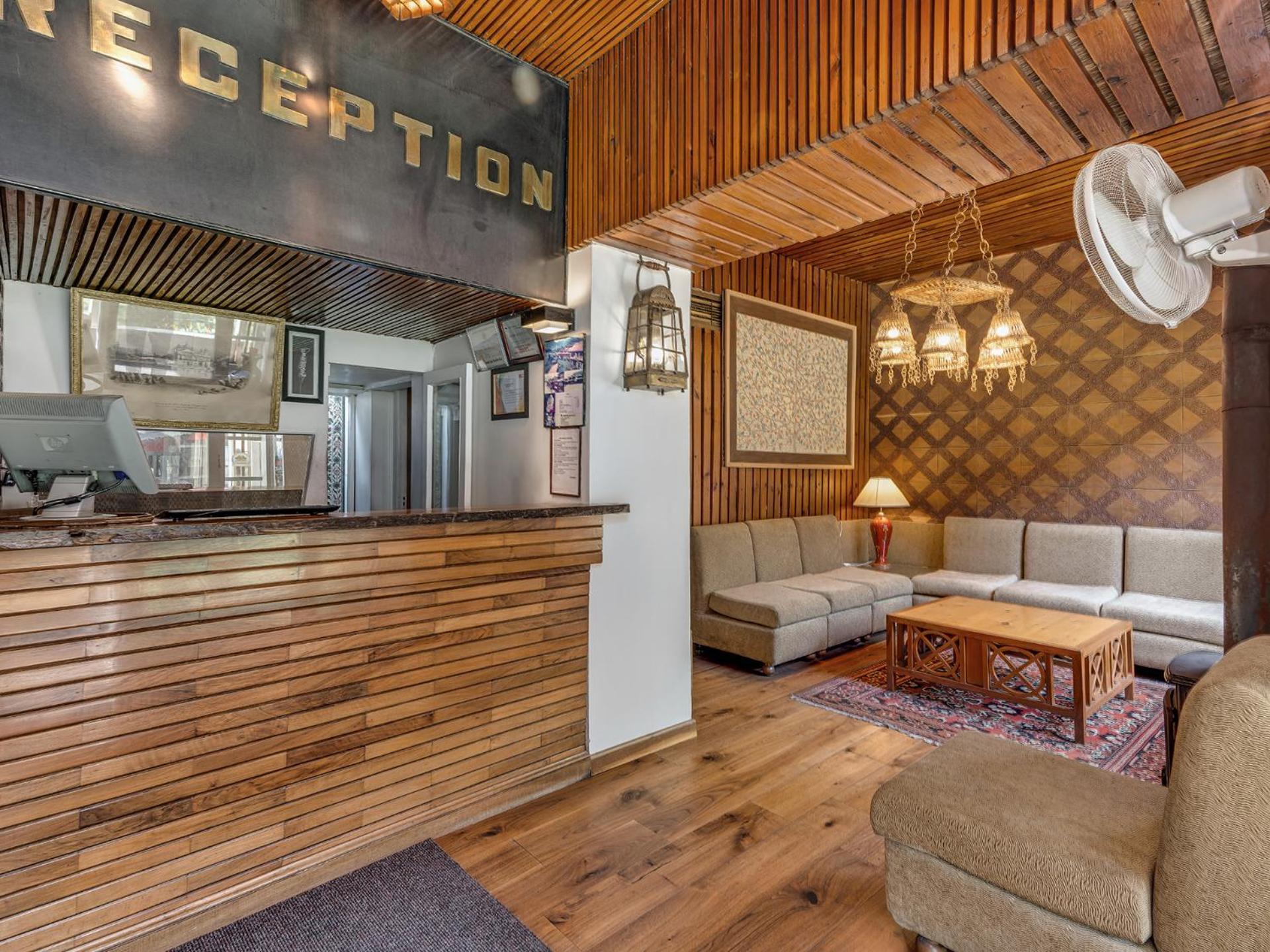 100 m2, 1 yatak odalı, 1 banyolu , Pahalgam bölgesinde Dış mekan fotoğraf